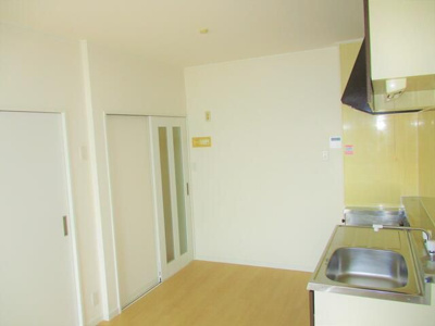 【居間・リビング】 | サンシティヒコタC-3