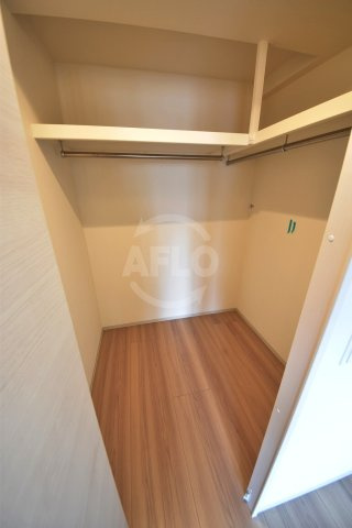 グランバース福島の収納|グランバース福島　ウォークインクローゼット