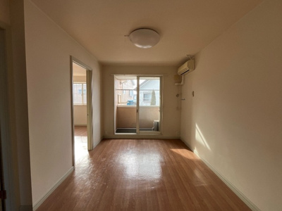 【居間・リビング】 | ジュエリー2nd | 使いやすい居間です