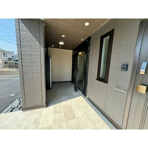 GRAND AGUN（グランド　アグン）のエントランス