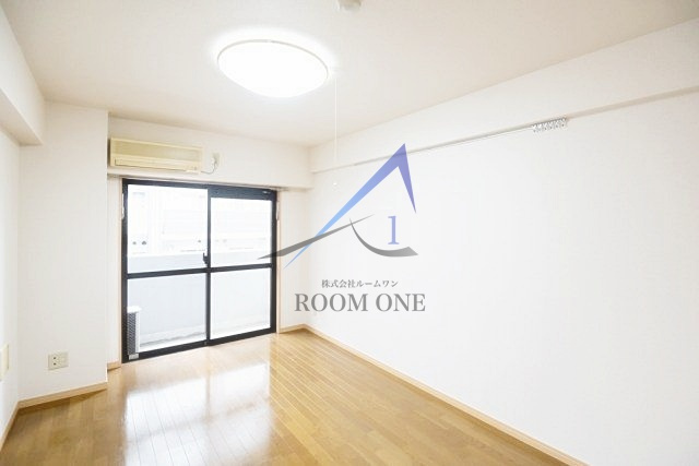 クレアシオン南大塚の居間・リビング|洋室のお部屋です。