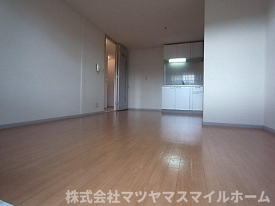 【居間・リビング】 | サンビレッジ岩井D棟