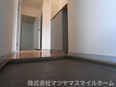 【玄関】 | サンビレッジ岩井D棟