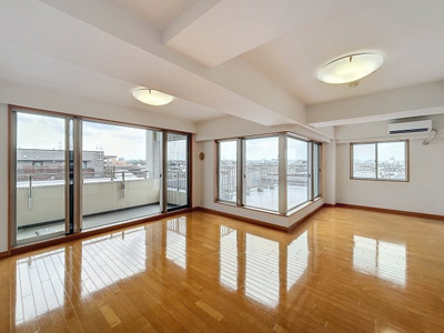 【居間・リビング】 | クレッセント等々力緑地グランデイズ