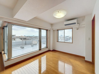 【居間・リビング】 | クレッセント等々力緑地グランデイズ