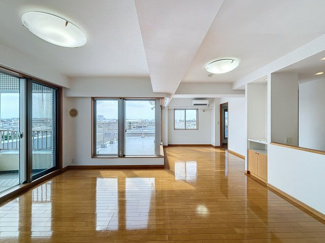 【居間・リビング】 | クレッセント等々力緑地グランデイズ