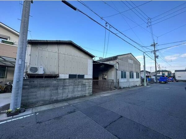 港区東蟹田倉庫の外観