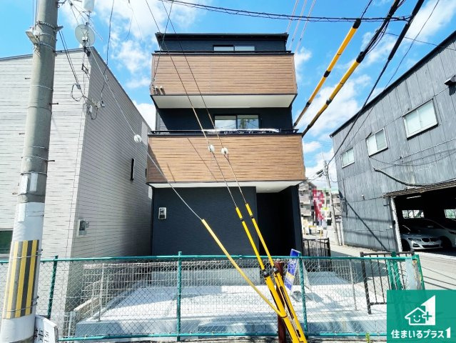 伊丹市藤ノ木　新築一戸建ての外観|安心の10年保証！外観を美しく保ち、雨水で汚れを落とします！気になることがありましたら、お気軽にお問い合わせください！