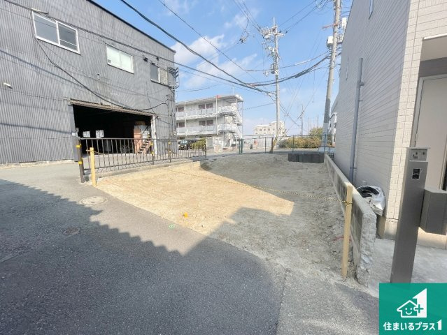 伊丹市藤ノ木　新築一戸建ての外観|周辺は落ち着いた街並みの住宅地！子育てがしやすい住環境です！まだ未完成ですが、現地でしかわからない事もございます。是非一度ご覧ください。