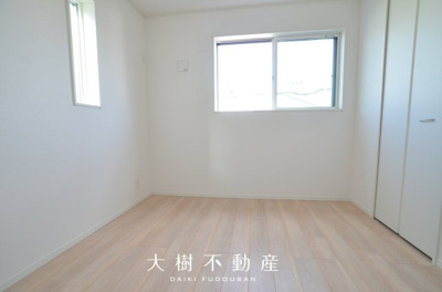 【洋室】 | 綾瀬市蓼川１丁目 新築戸建て 全1棟【仲介手数料無料】 | 2階　洋室3（5.25帖）