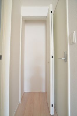 【洋室】 | 綾瀬市蓼川１丁目 新築戸建て 全1棟【仲介手数料無料】