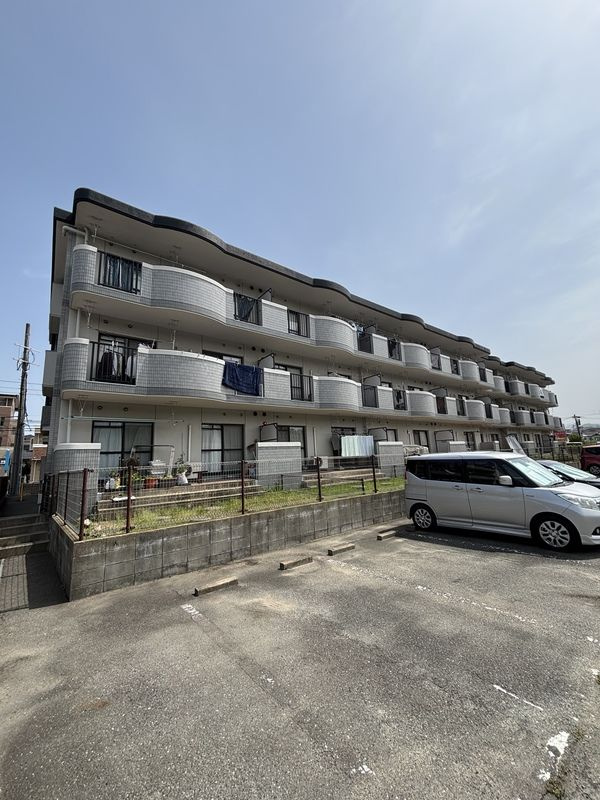 福岡市東区和白東１丁目の賃貸マンションの外観