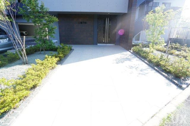 菊池郡菊陽町大字津久礼の賃貸マンションのエントランス