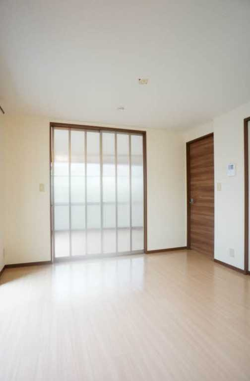 サニーコート　１フロア1住戸　追焚　独立洗面台の居間・リビング