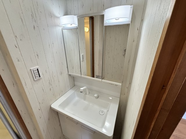 ナチュレ川口の独立洗面台