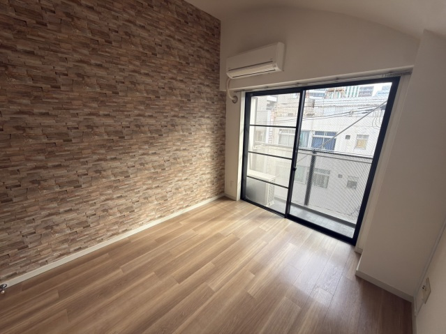 フレスコ京橋の居間・リビング