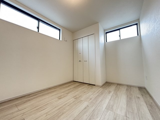 流山市名都借　新築戸建て　全1棟の洋室