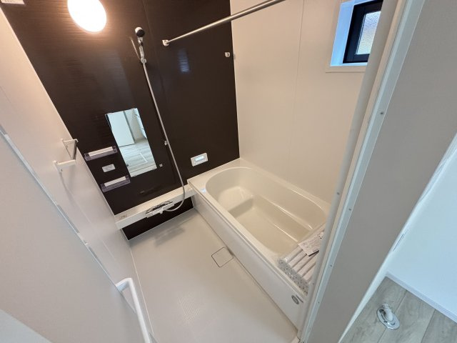 流山市名都借　新築戸建て　全1棟の浴室