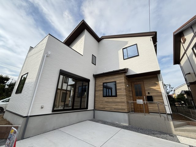 流山市名都借　新築戸建て　全1棟の外観