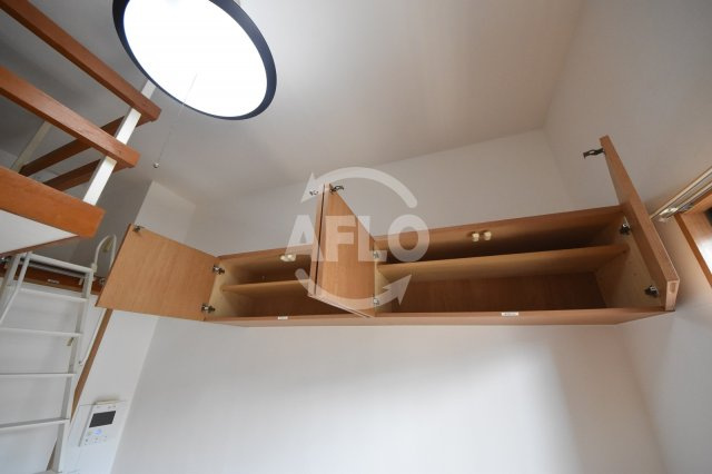 エステムコート梅田東アクアパレスの収納|エステムコート梅田東アクアパレス　上部収納