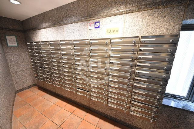 エステムコート梅田東アクアパレスのその他共用部分|エステムコート梅田東アクアパレス　メールボックス