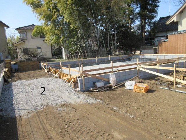 【仲介手数料無料】新築戸建　鳩山町今宿503-3（全2棟）の前面道路含む現地写真