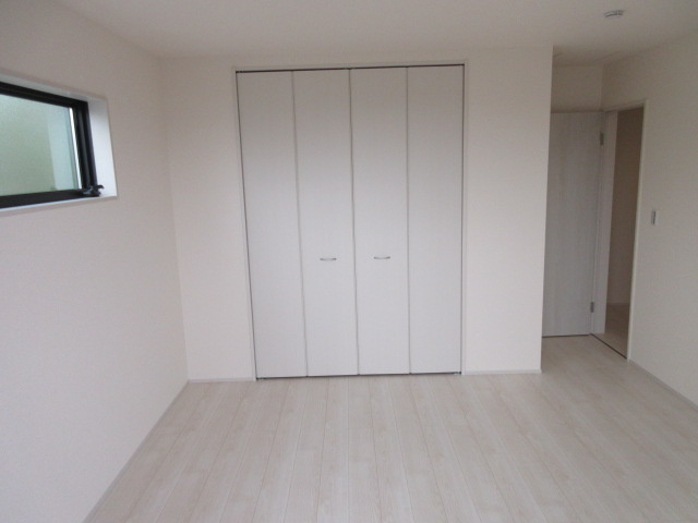 【仲介手数料無料】新築戸建　鳩山町今宿503-3（全2棟）の洋室