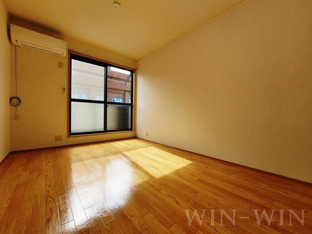 ビバ花田 Aの洋室