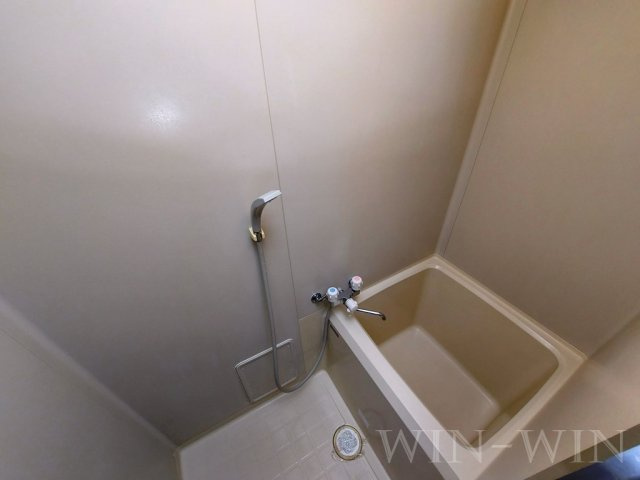 ビバ花田 Aの浴室