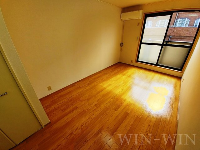 ビバ花田 Aの居間・リビング