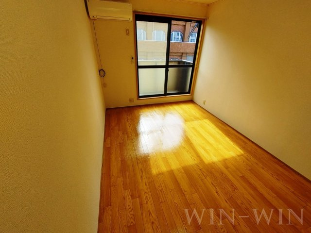 ビバ花田 Aの居間・リビング