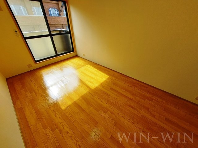 ビバ花田 Aの居間・リビング