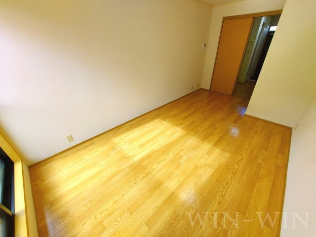 ビバ花田 Aの居間・リビング