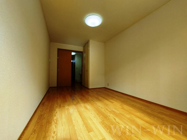 ビバ花田 Aの居間・リビング