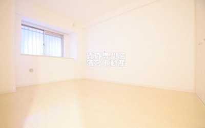 【洋室】 | ロワール | 落ち着いた色調の洋室