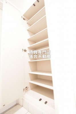 【収納】 | ロワール | 大きなシューズ収納