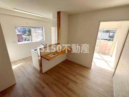 常磐ハイツの居間・リビング