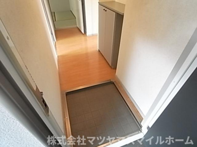 【玄関】 | サンビレッジ岩井G棟