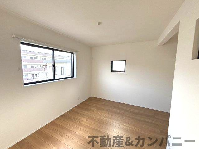 LAVIE土居田2503A　松山市土居田町の新築戸建の洋室|明るい洋室です