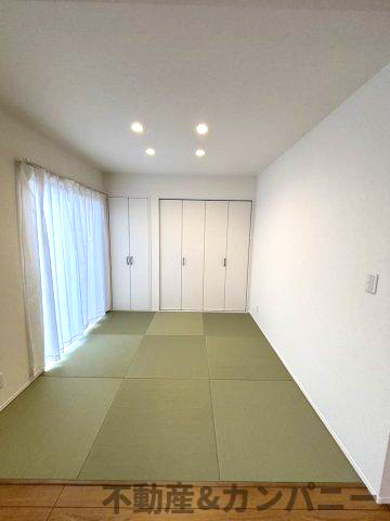 LAVIE土居田2503A　松山市土居田町の新築戸建の和室|来客時にも便利な和室付き
