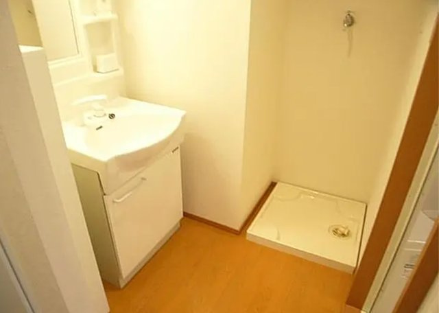 ★ポータル未掲載★　【ティムール九条】京都市南区1棟投資マンションの独立洗面台