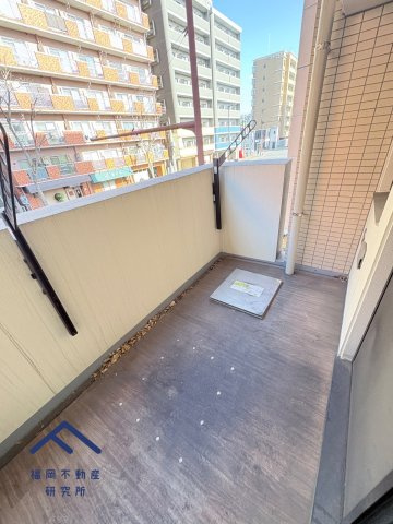 オープンレジデンシア高宮アベニューのバルコニー