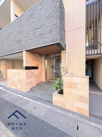 オープンレジデンシア高宮アベニューのエントランス