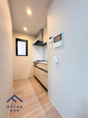 オープンレジデンシア高宮アベニューの玄関