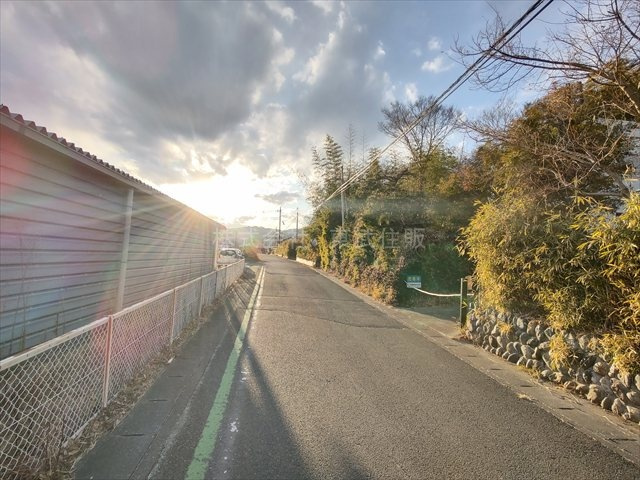 【前面道路含む現地写真】 | 寄居町寄居 | 閑静な住宅地です