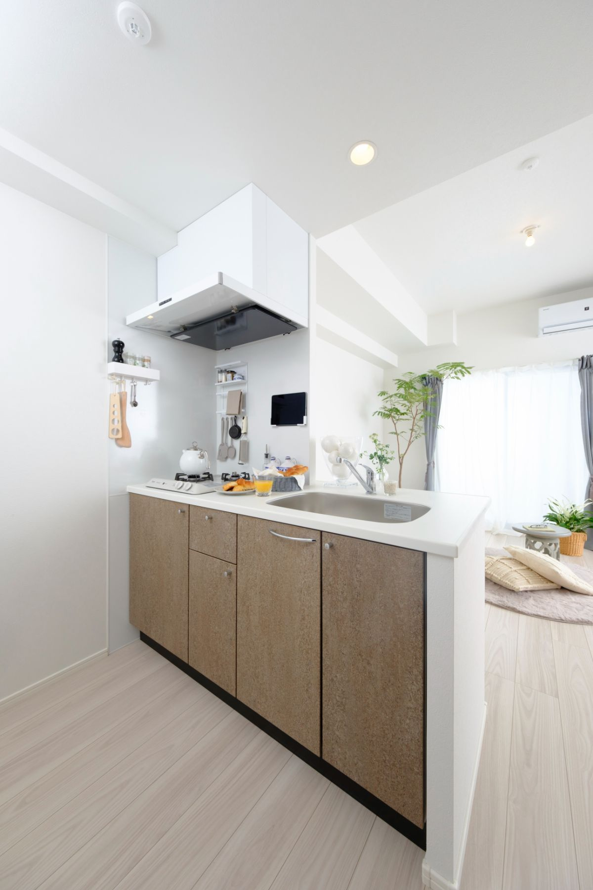 新品家具付きマンション博多駅南13B(KaGood福岡)のキッチン|使いやすいキッチンです