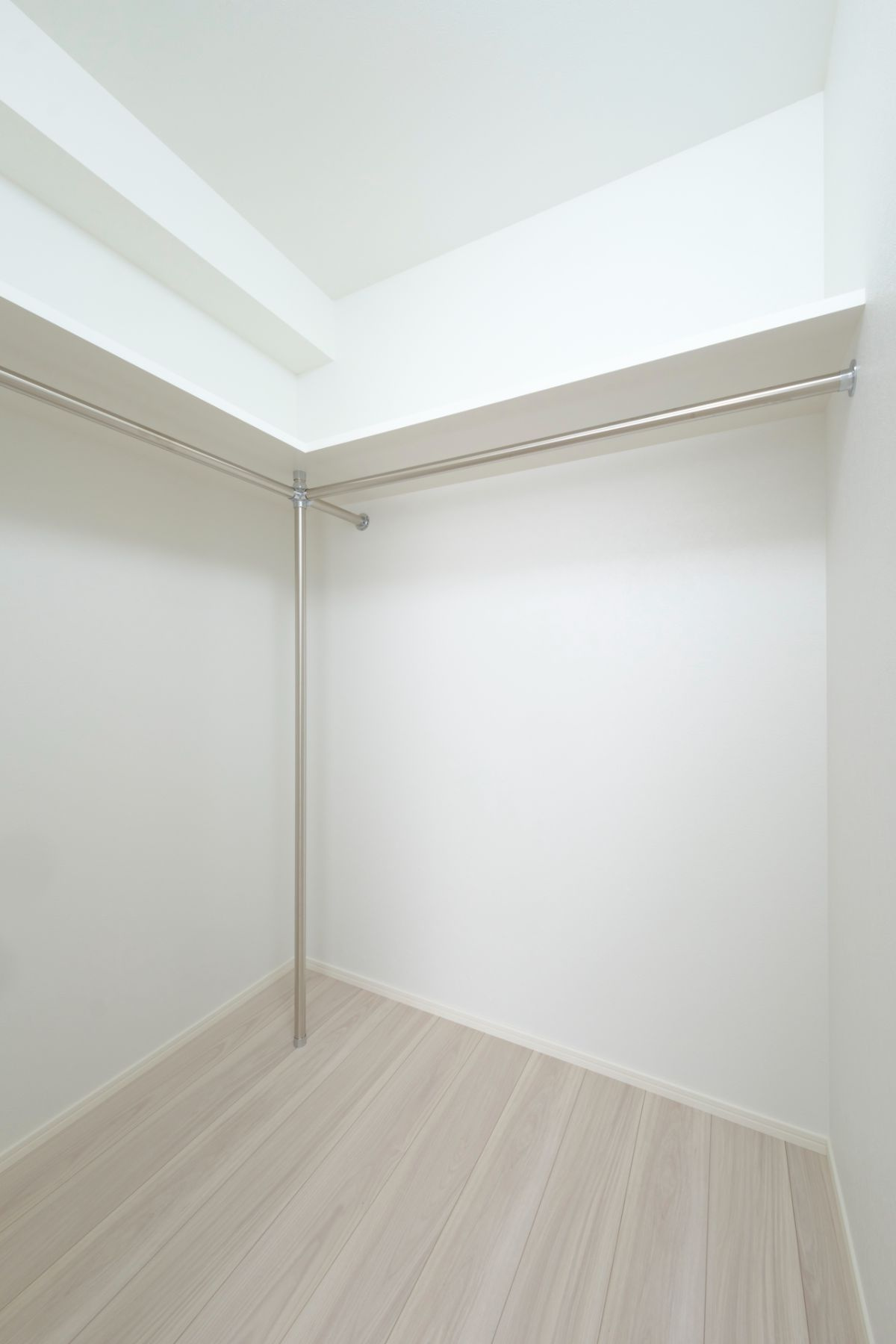 新品家具付きマンション博多駅南13B(KaGood福岡)の収納|ちょっとした収納スペースも充実しています