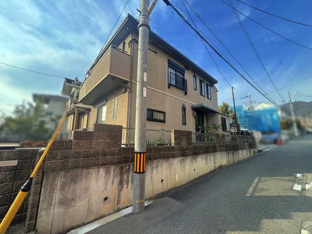 箕面市箕面３丁目　中古戸建の外観