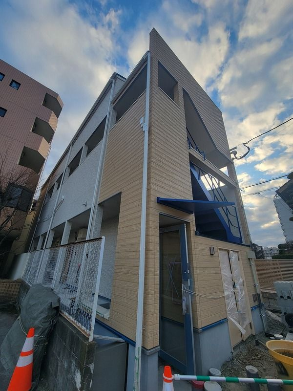 福岡市早良区弥生１丁目のアパート