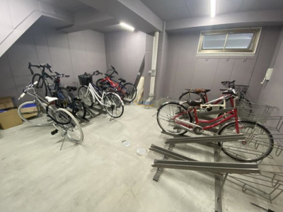 【駐車場】 | ベリーウェル福島